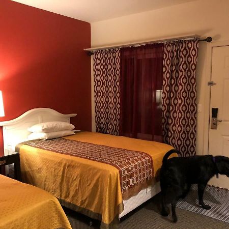 Orca Inn Suites ファーンデール エクステリア 写真