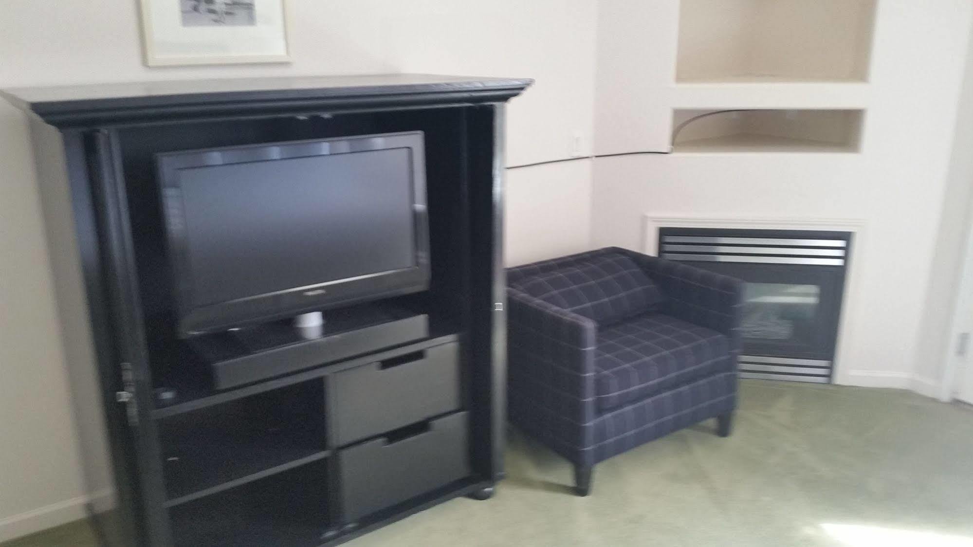Orca Inn Suites ファーンデール エクステリア 写真